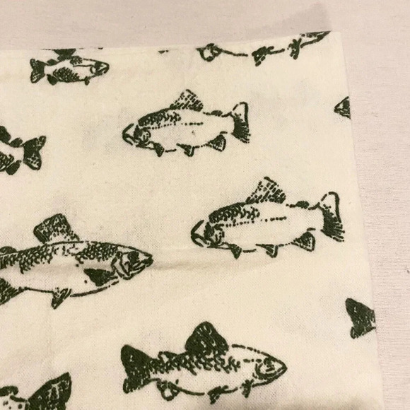 Eddie Bauer School of Fish Lot of 2 Pillow Cases 29.5 x 19 Inch - Picture 10 of 16